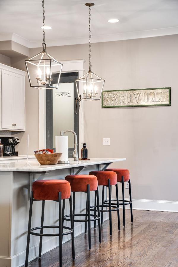 Nell'S Haven Two Miles To Downtown & Broadway Villa Nashville Bagian luar foto